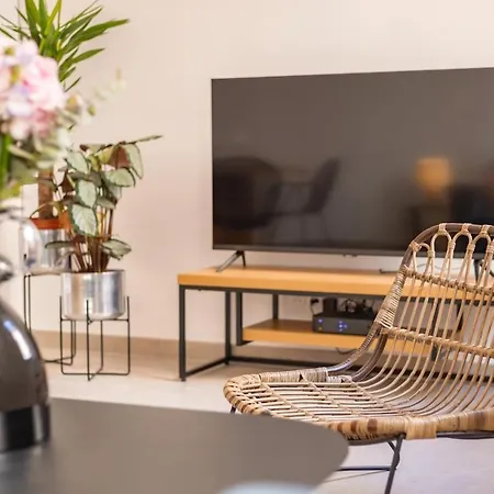 Apartment Charme Et Modernite Au Coeur D'aix & Cours Mirabeau *